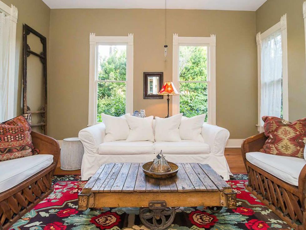 1011 E. Eighth St. living room