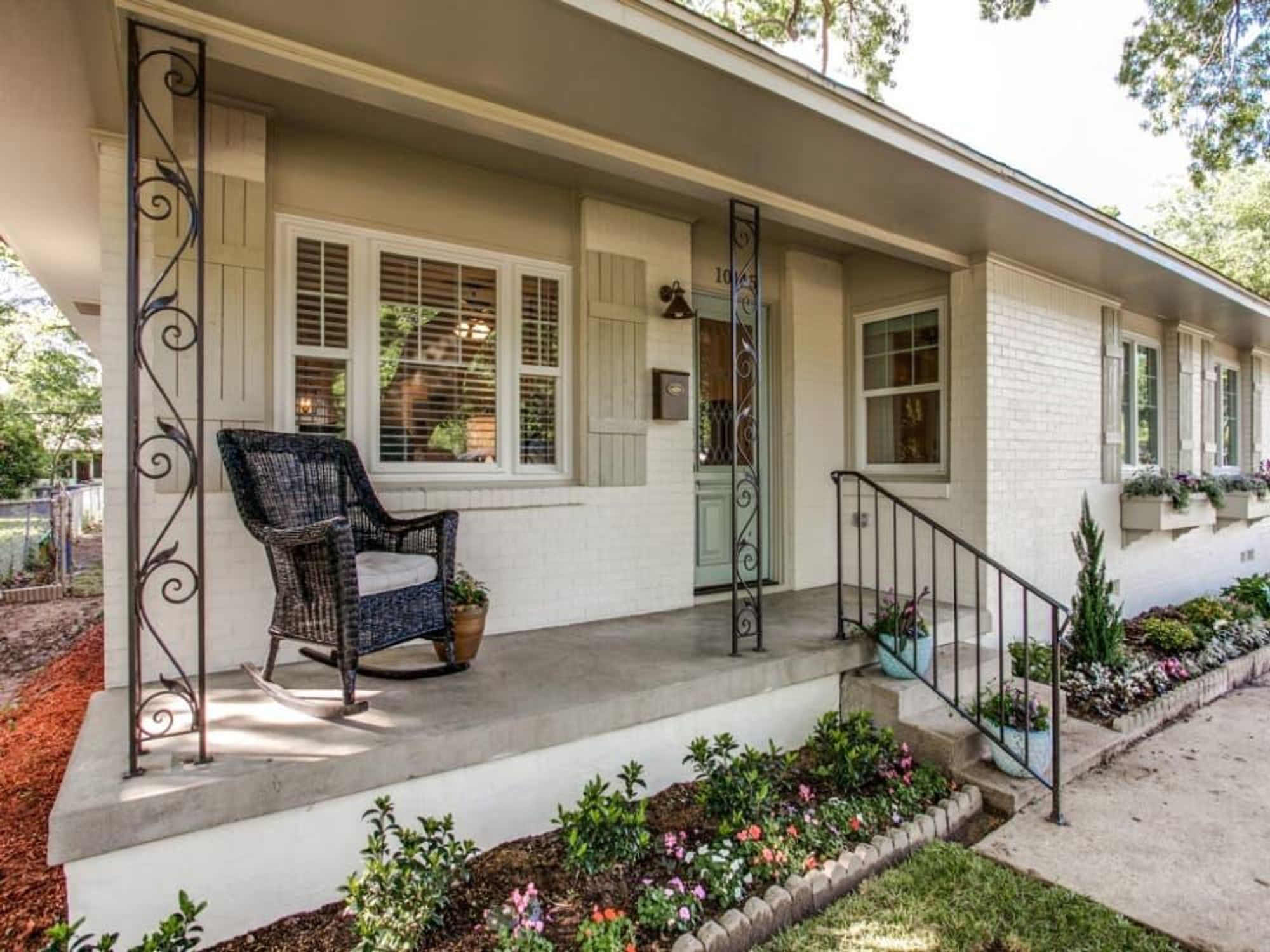 10145 Eastwood Dr. house for sale