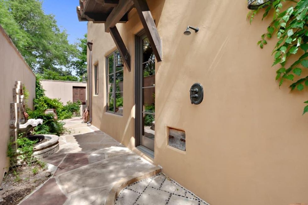 104 Goodnight Georgetown house for sale