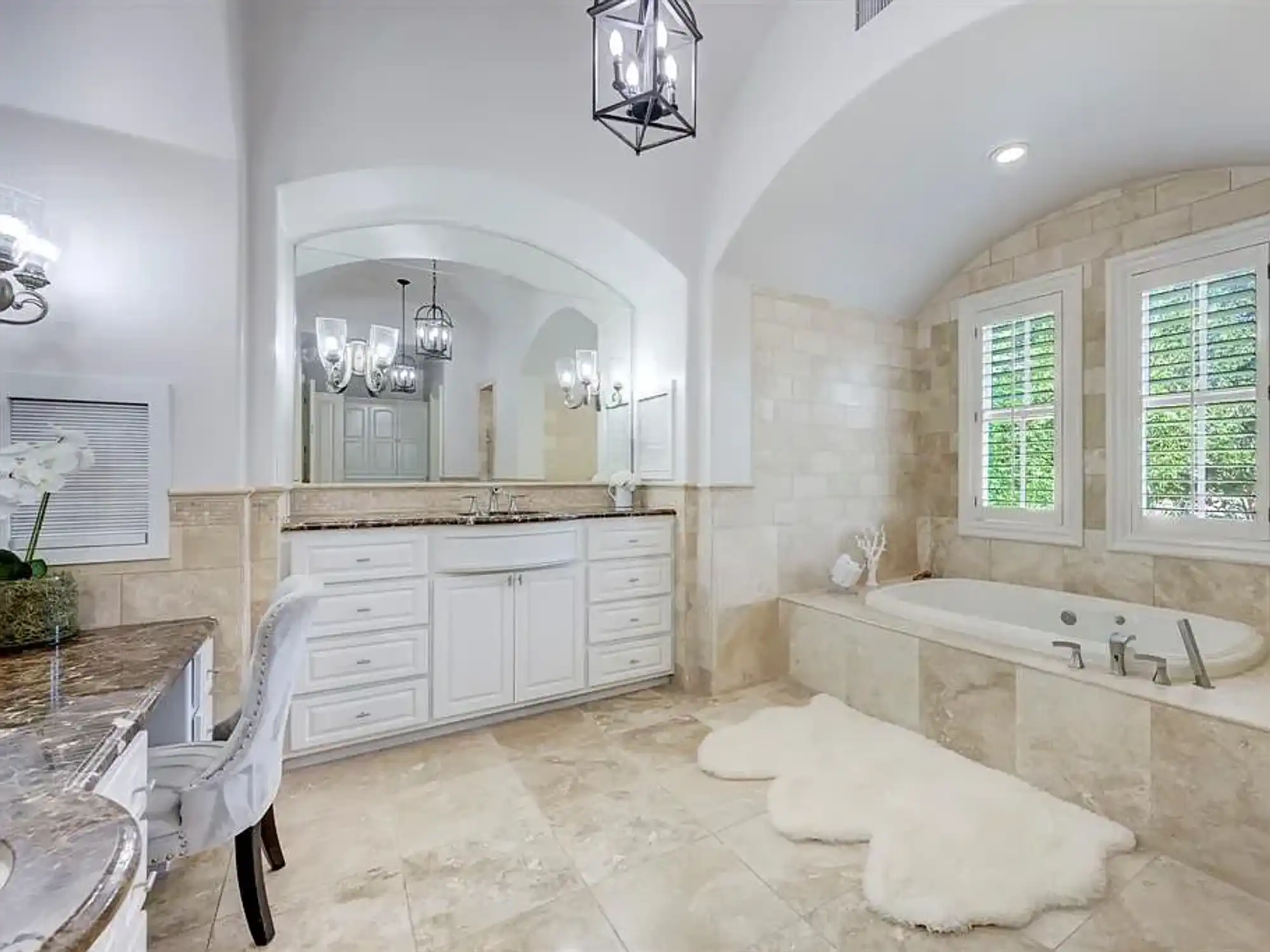 106 Bella Cima Drive Lake Travis Austin house