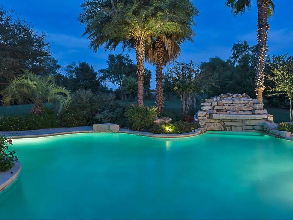 110 Bella Cima Austin house for sale pool