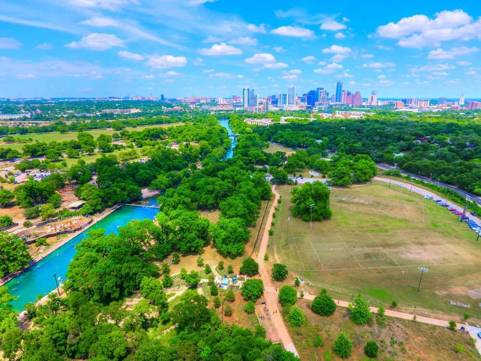 1112 Robert E Lee, A & B1112 Robert E Lee, A & B