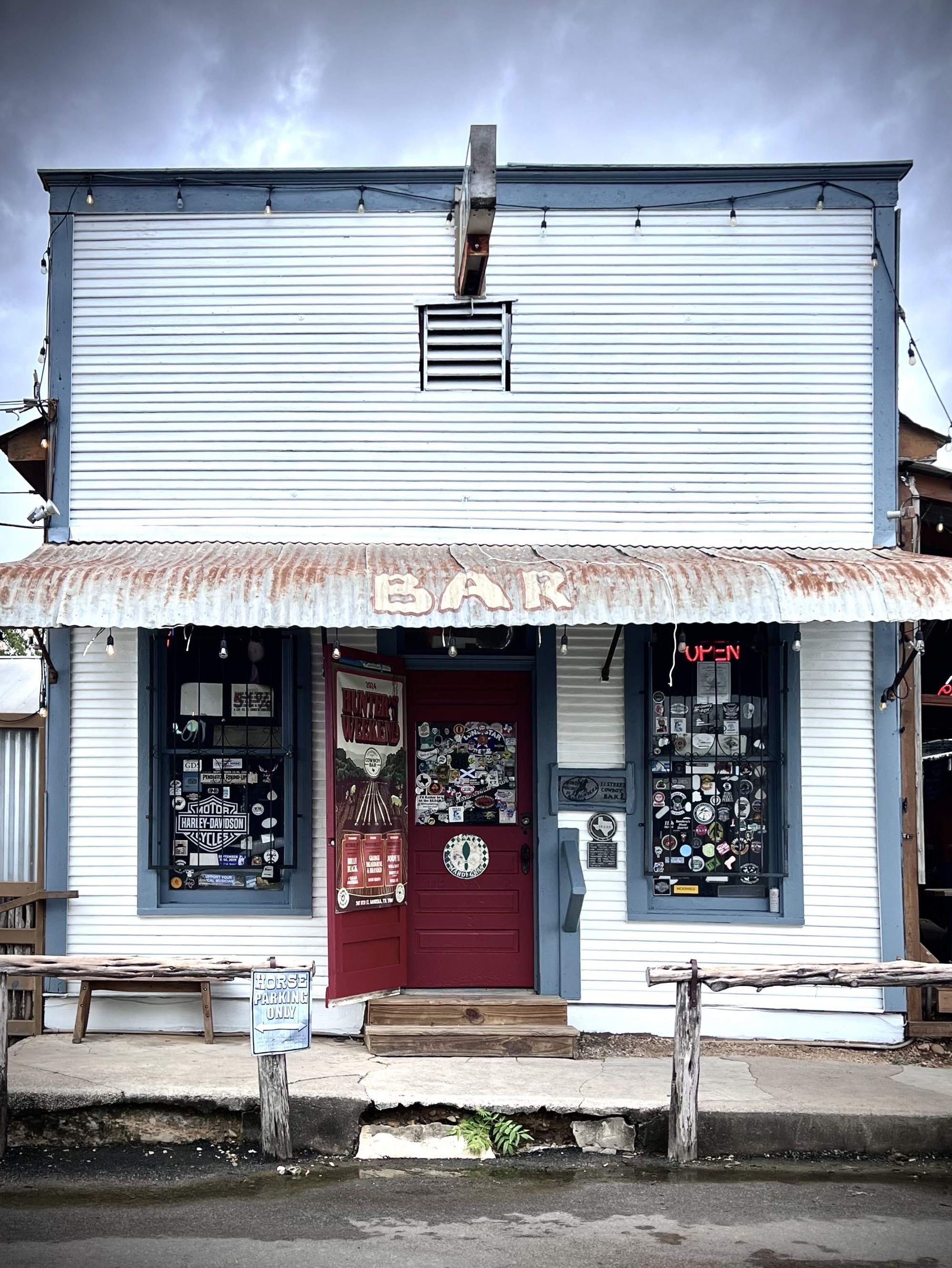 11th Street Cowboy Bar in Bandera