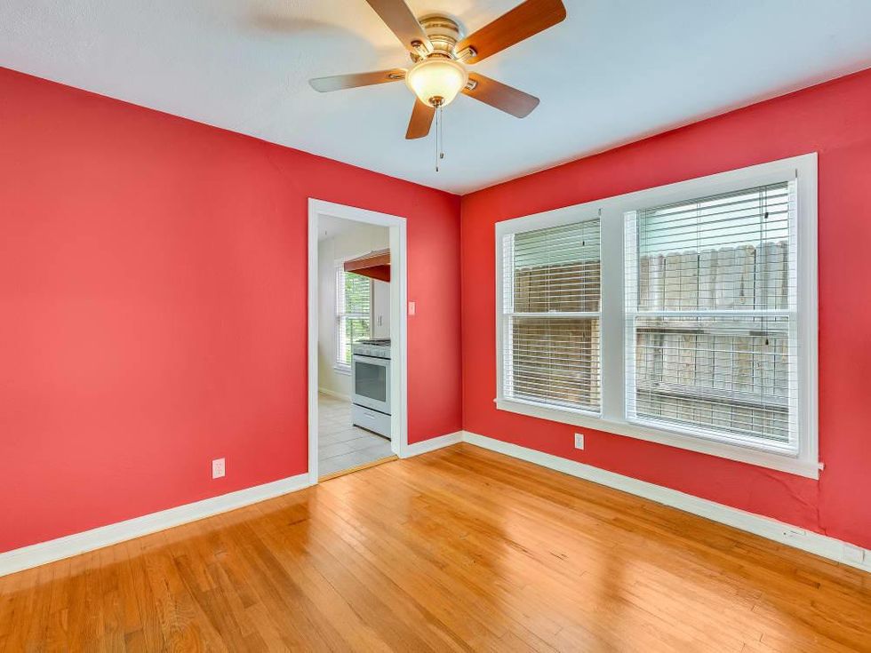 1202 Justin Ln Austin house for sale