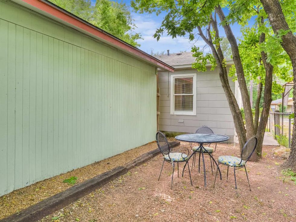 1202 Justin Ln Austin house for sale