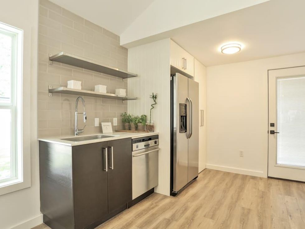 1209 Salina Austin home for sale kitchen