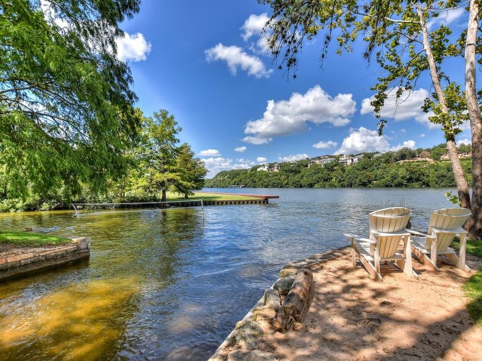 A private sandy beach on Lake Austin? This home has it — and more