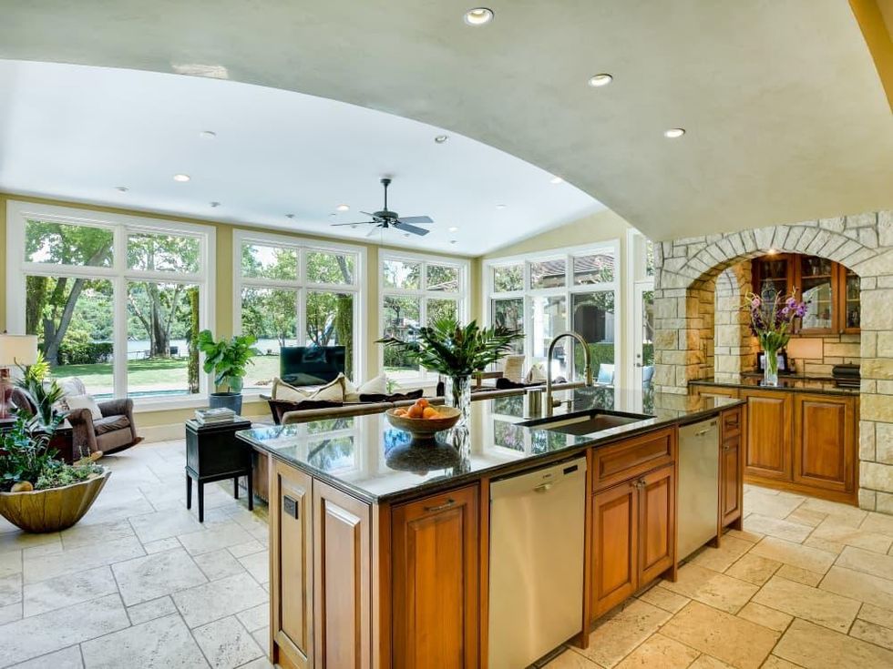 1430 Rockcliff Rd Austin house for sale kitchen