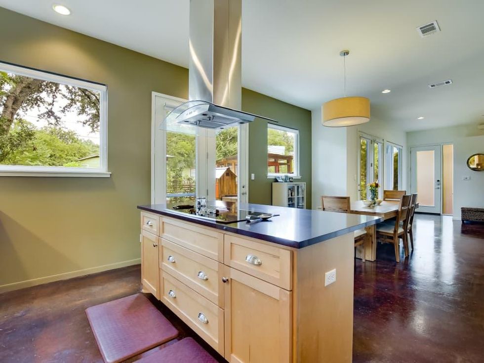 1513 3rd St. Austin house for sale kitchen