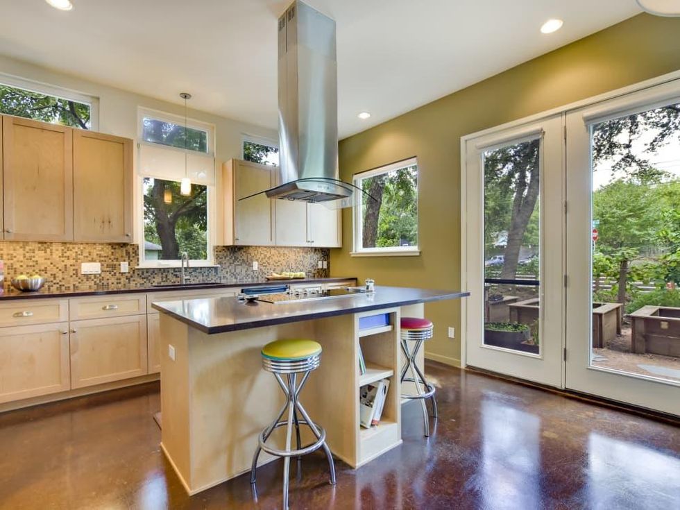 1513 3rd St. Austin house for sale kitchen