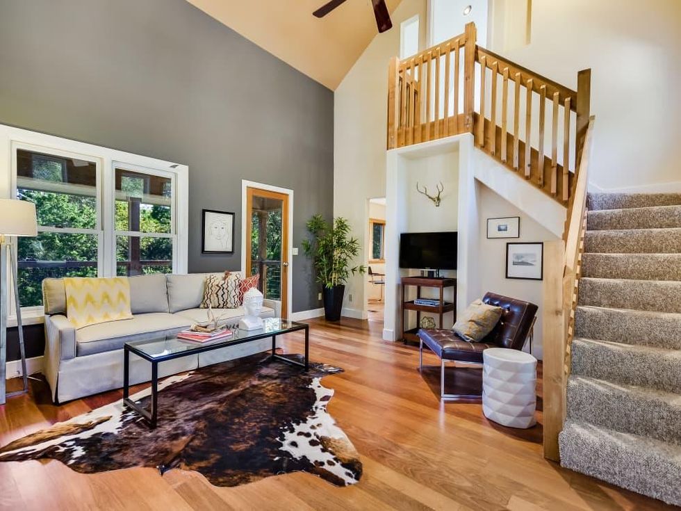 1604 The High Road Austin home for sale living room