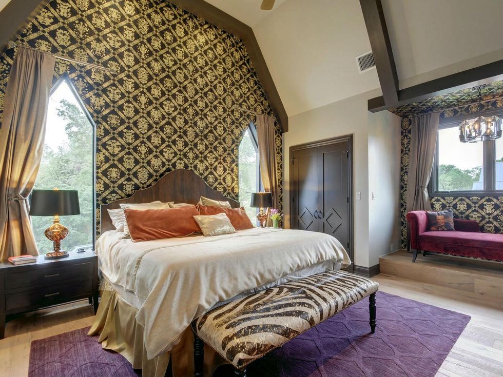 1612 Bauerle Ave Austin house master bedroom