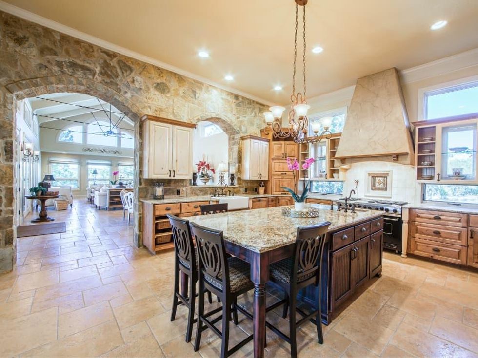 17911 Breakwater Austin house for sale