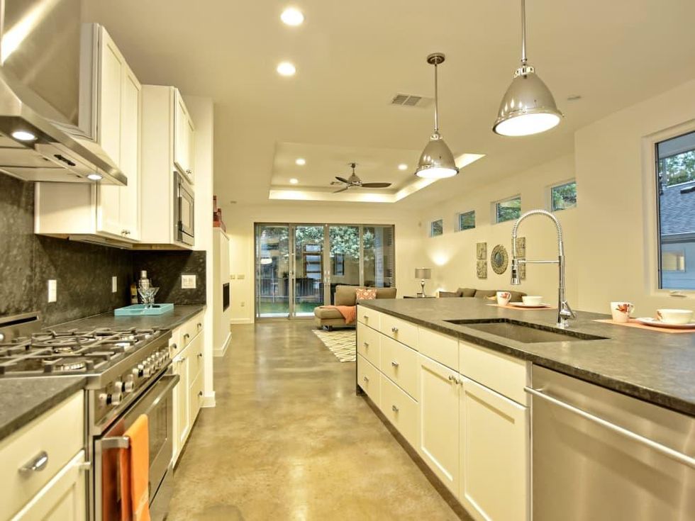 1806 Frazier Austin house for sale kitchen