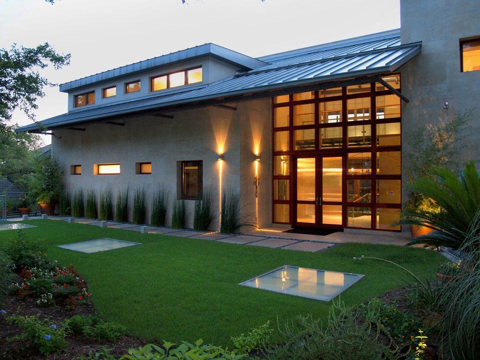 1906 Scenic Drive front view