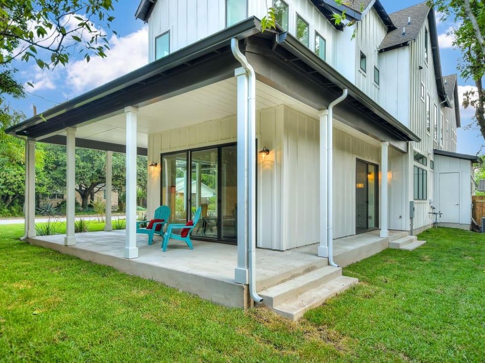 1919 Madison Austin house for sale porch