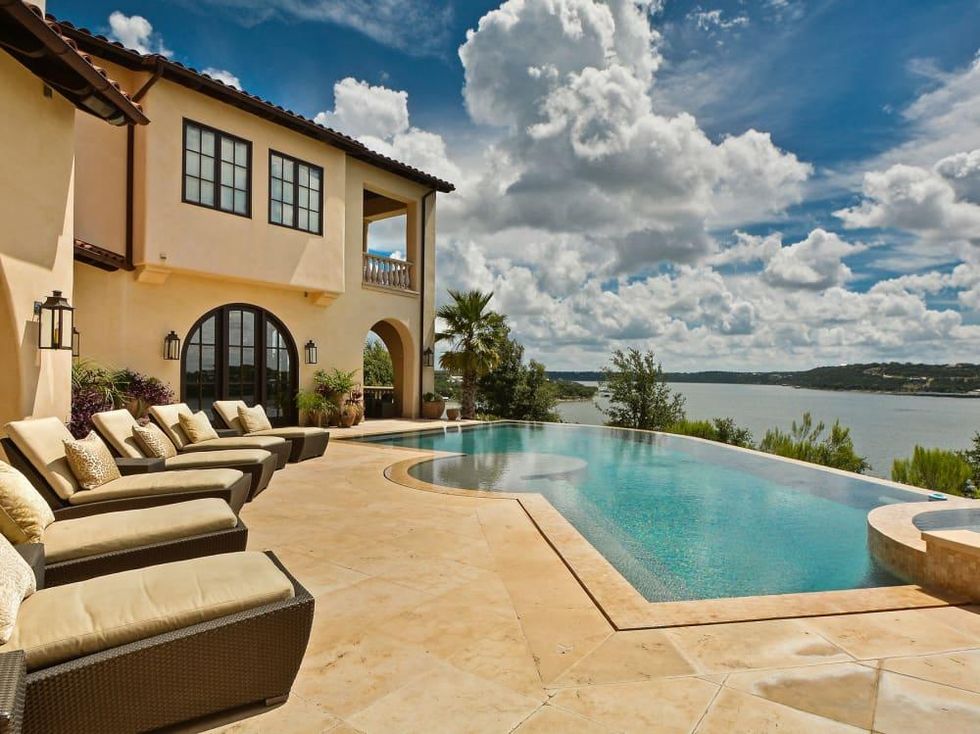 19700 La Isla Cover Austin house for sale swimming pool