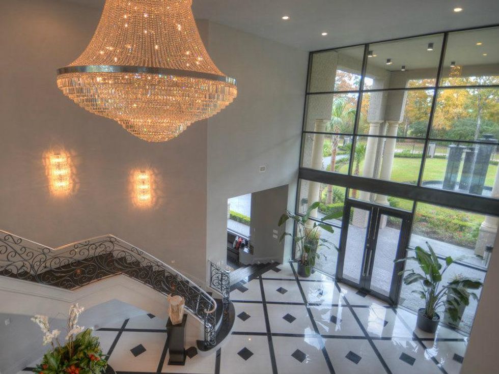 2 On the Market Theresa Roemer house 47 Grand Regency Circle December 2014