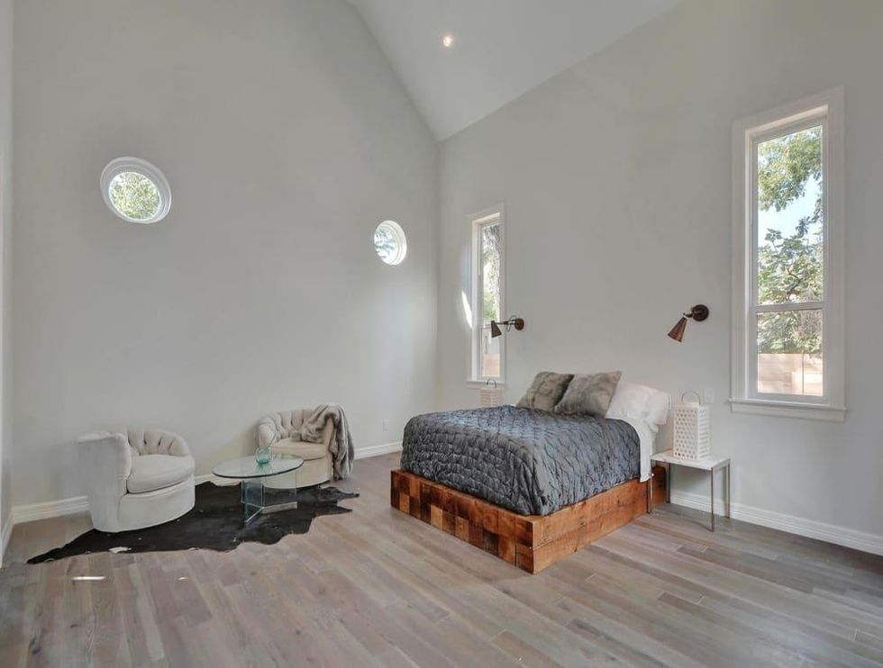 2010 Kinney Master Bedroom 1