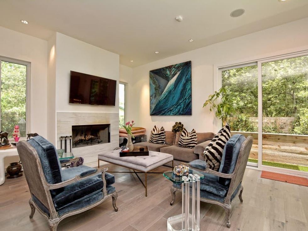 2012A Rabb Glen Austin house for sale living room