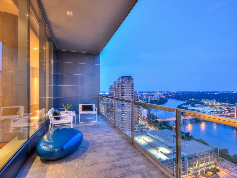 210 Lavaca Austin condo for sale balcony
