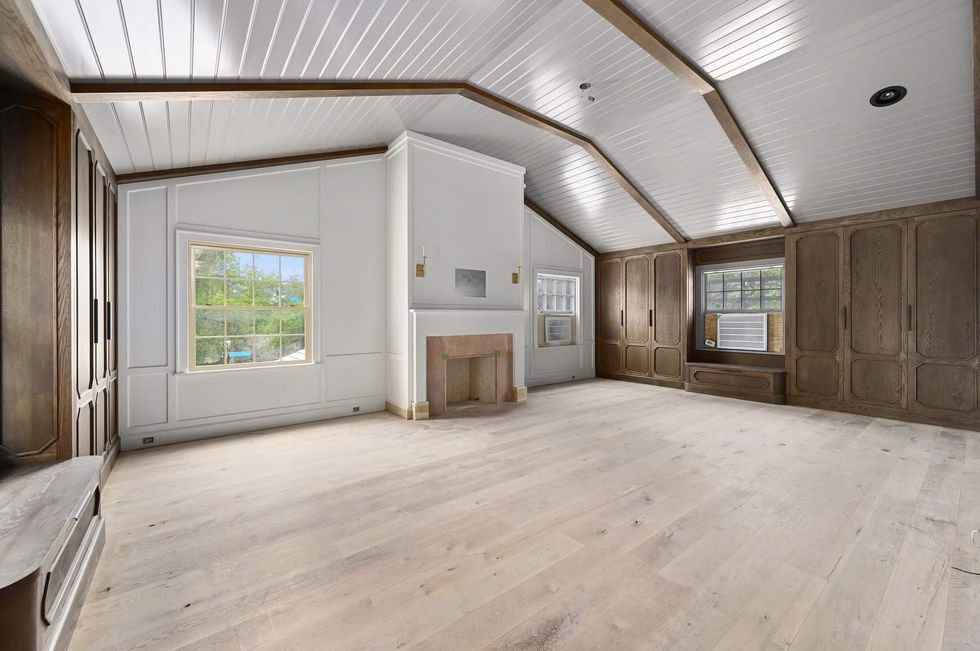 2109 Rockmoor Avenue, Emma Stone estate for sale in Austin