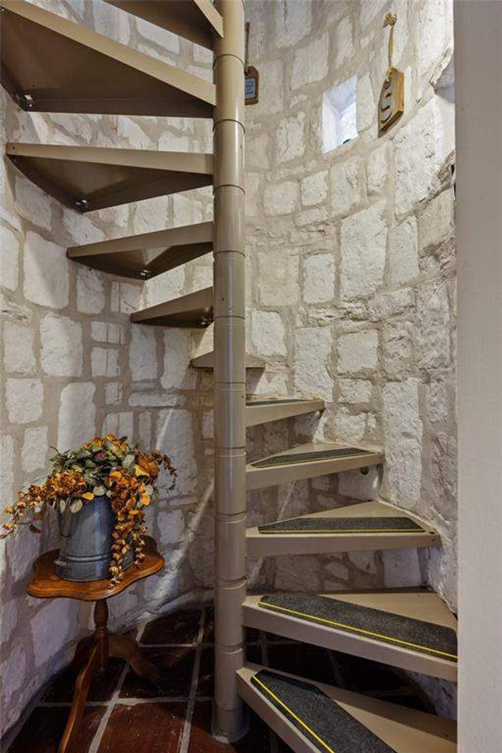 22 Indian Creek Loop, Kerrville, Huntly Castle for sale