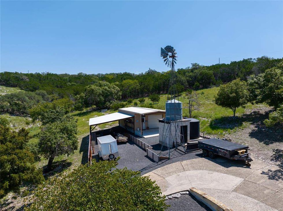 22 Indian Creek Loop, Kerrville, Huntly Castle for sale