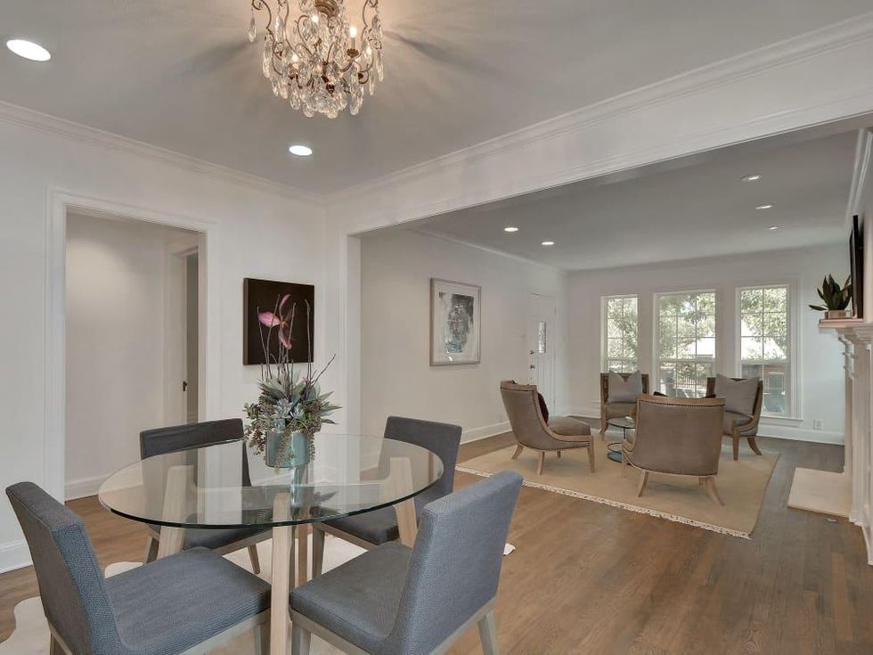 2200 Bowman Austin house for sale dining room