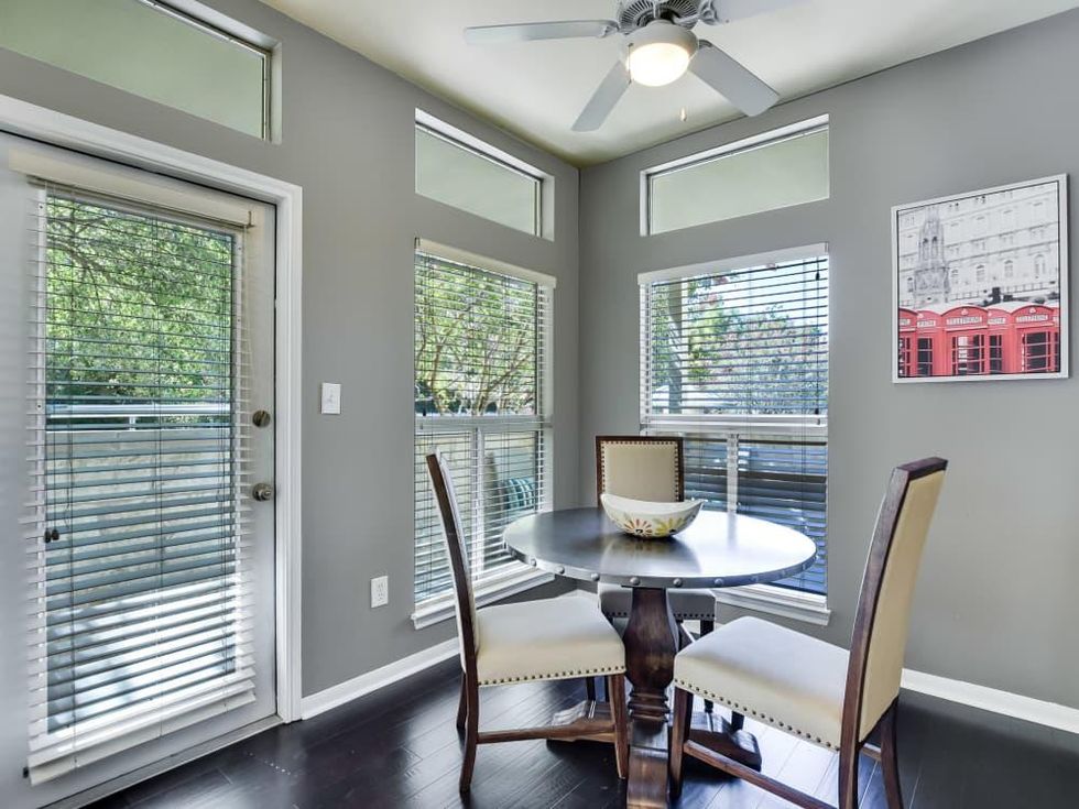 2209 Hancock Austin condo for sale breakfast nook