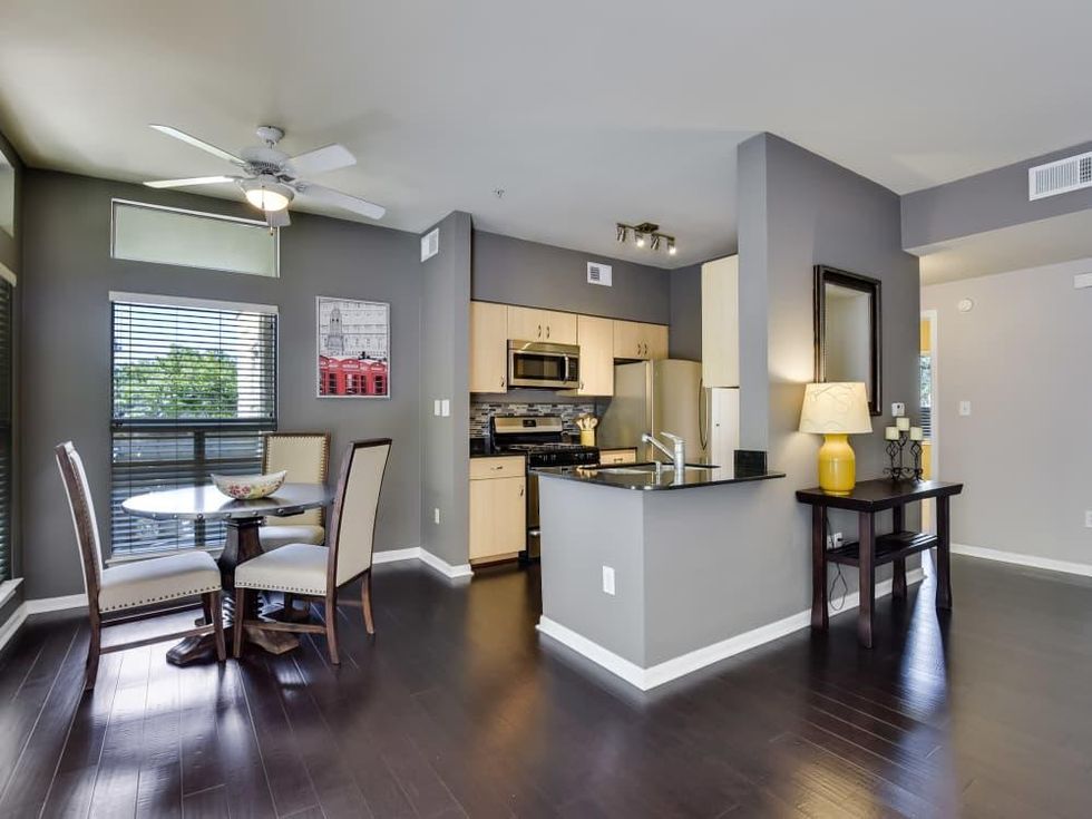 2209 Hancock Austin condo for sale kitchen
