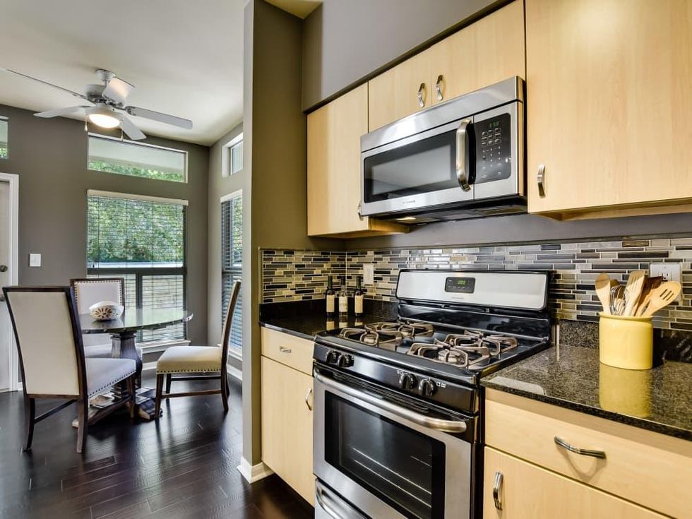 2209 Hancock Austin condo for sale kitchen