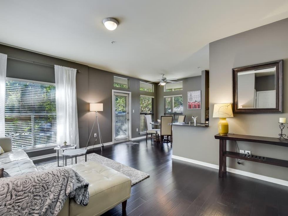 2209 Hancock Austin condo for sale living room
