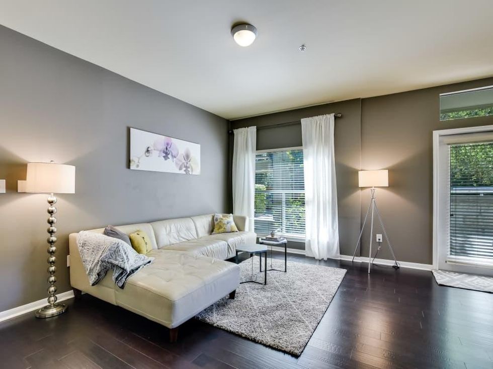 2209 Hancock Austin condo for sale living room