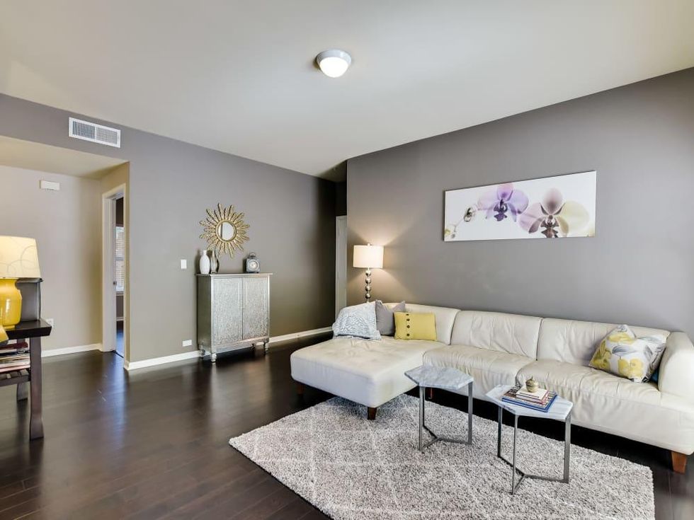 2209 Hancock Austin condo for sale living room