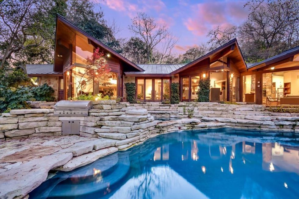 23 Hull Circle West Lake home for sale