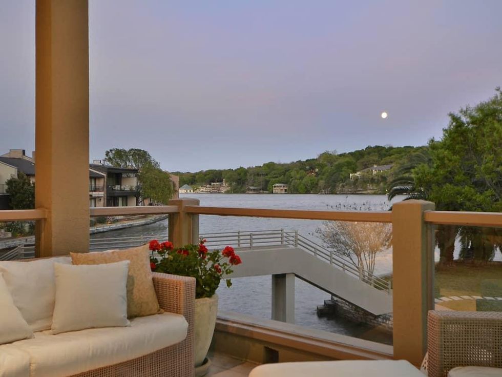 2329 Westlake Austin house for sale balcony
