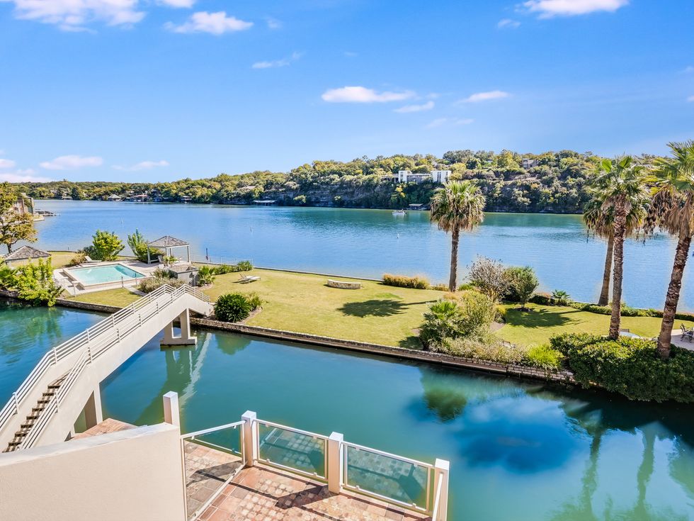 2329 Westlake Austin house