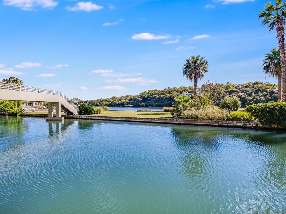 2329 Westlake Austin house