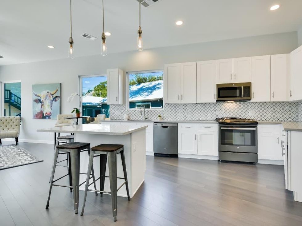 2406 E 16th St Austin house for sale kitchen