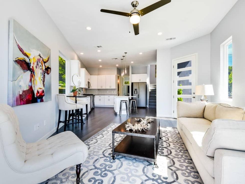 2406 E 16th St Austin house for sale living room