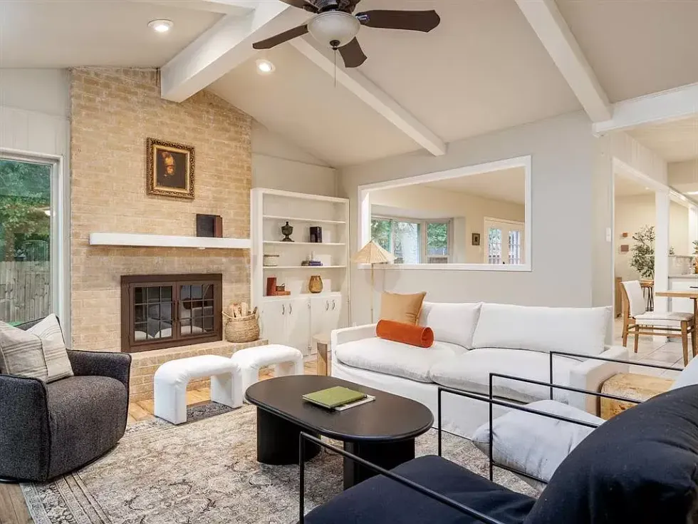 2501 Comburg Castle Way, Austin home for sale