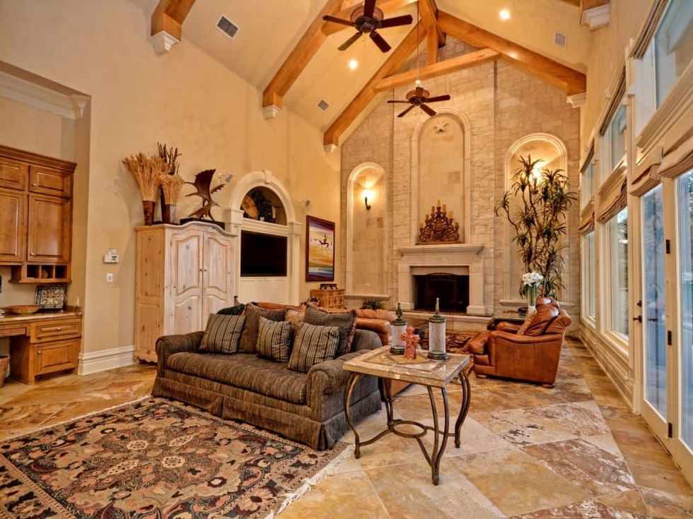 25630 Cliff Crossing 7