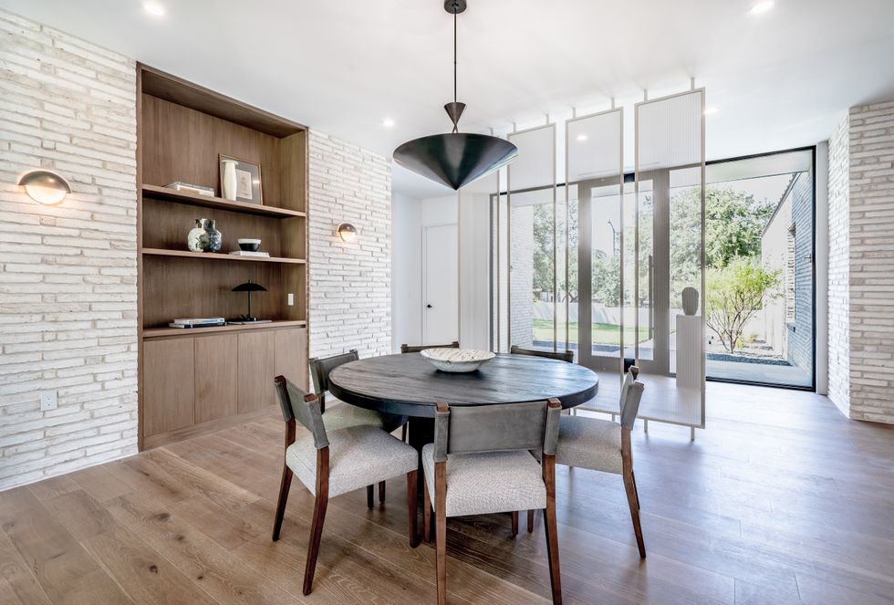 2624 Deerfoot Trail Austin home