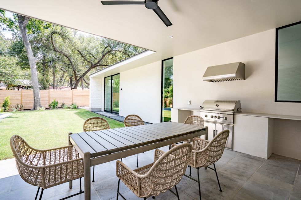 2624 Deerfoot Trail Austin home