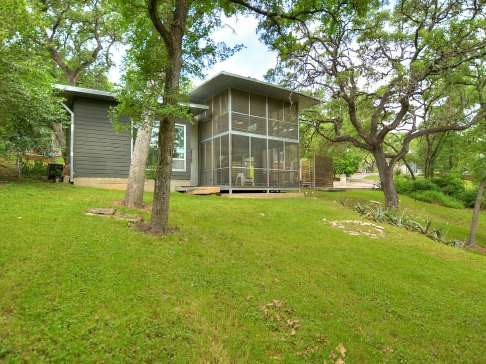 2808 Pickwick Austin house for sale backyard