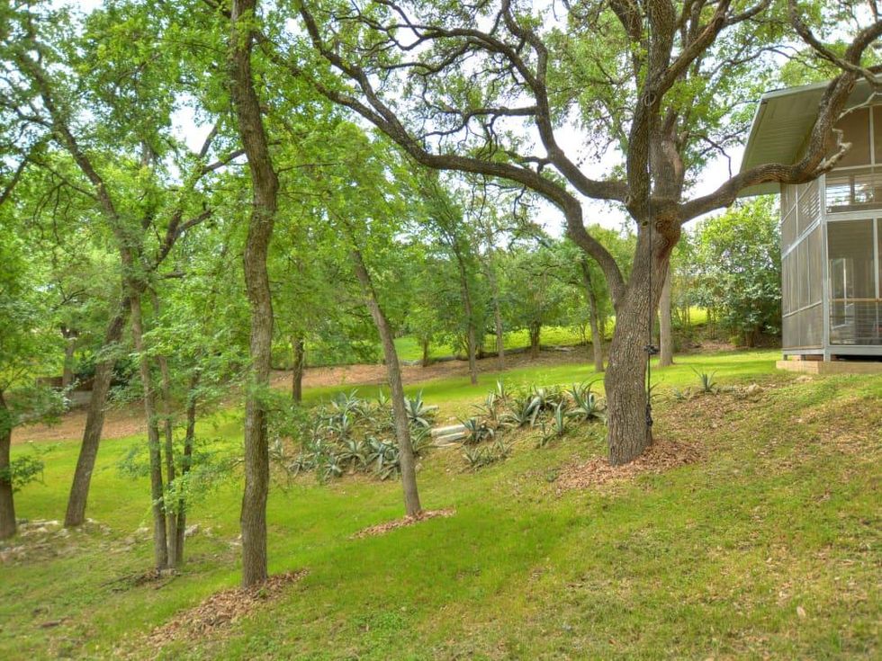 2808 Pickwick Austin house for sale backyard