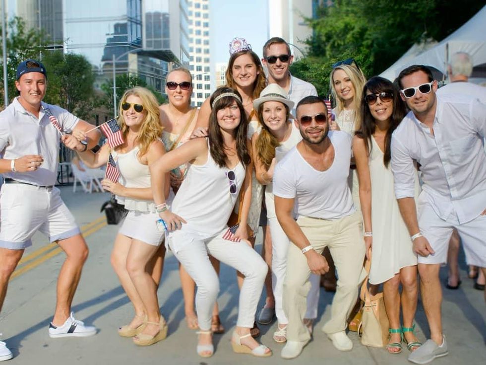 2nd Street District White Linen Night 2016
