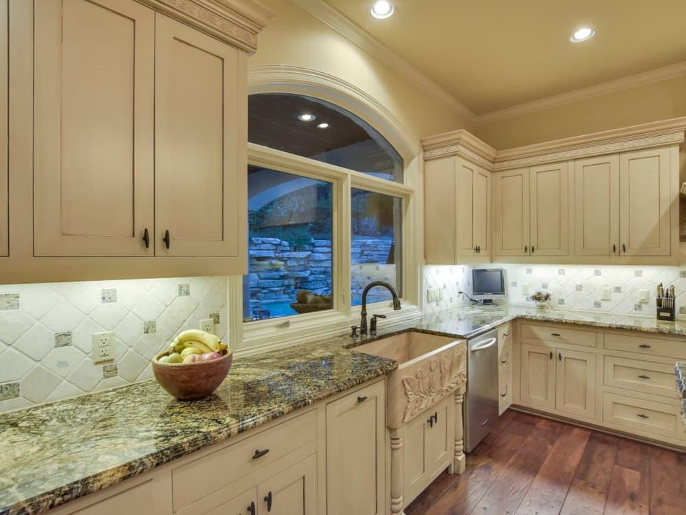 3001 Pescadero Austin house for sale kitchen