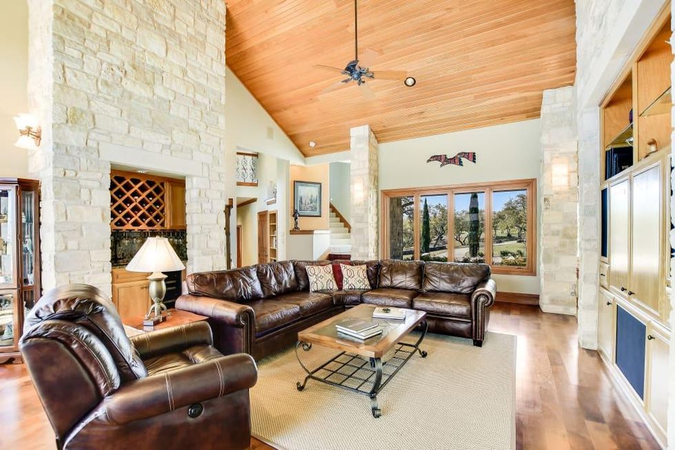 3022_Cliff_Overlook_Spice